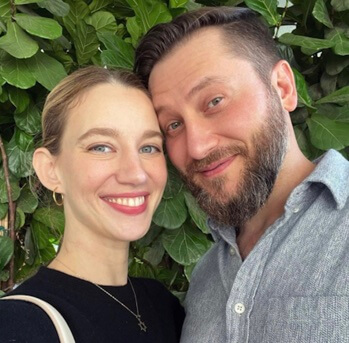 Artem Kroupenev with his wife, Yael Grobglas. 